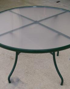 Round glass top exterior table
